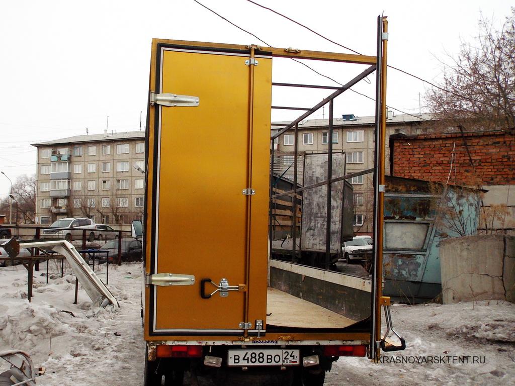 Установка задних ворот на грузовики Nissan Atlas в Красноярске на заказ